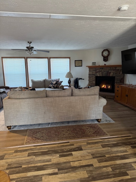 Open Livingroom Large open Area