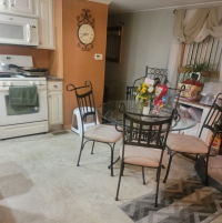 FS44JC - Kitchen/Dining Room FS44JC - Kitchen/ Dining Room